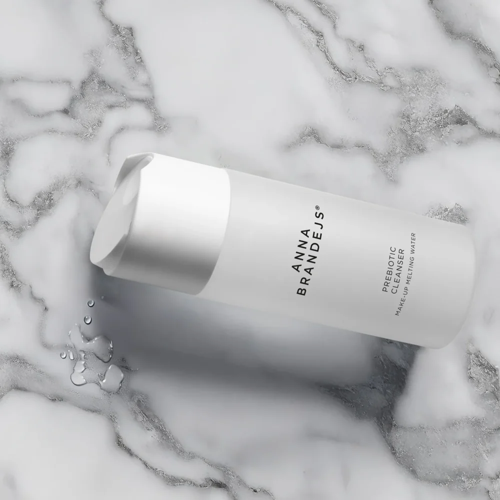 Prebiotic Cleanser Anna Brandejs